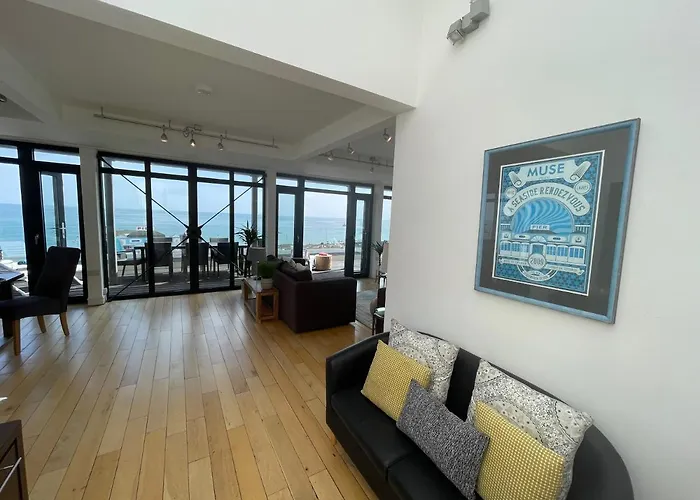 Riviera Apartments: Stylish Penthouses with Panoramic Coastal Views