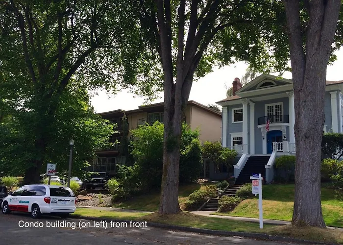 The Veranda, Best Area, 2 Baths, 2 Bedrooms, Wd, Jacuzzi Bath, New Carpet, Balcony, 925Sf