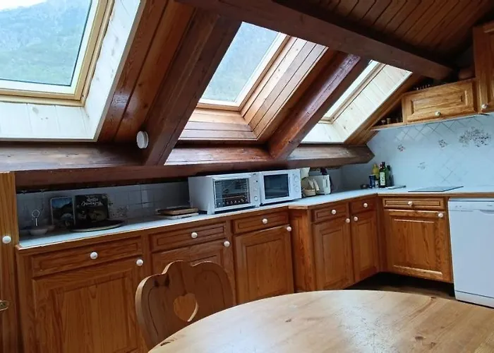 Appartement T3 60M2 A Briancon Dans Residence Calme Avec 7 Couchages