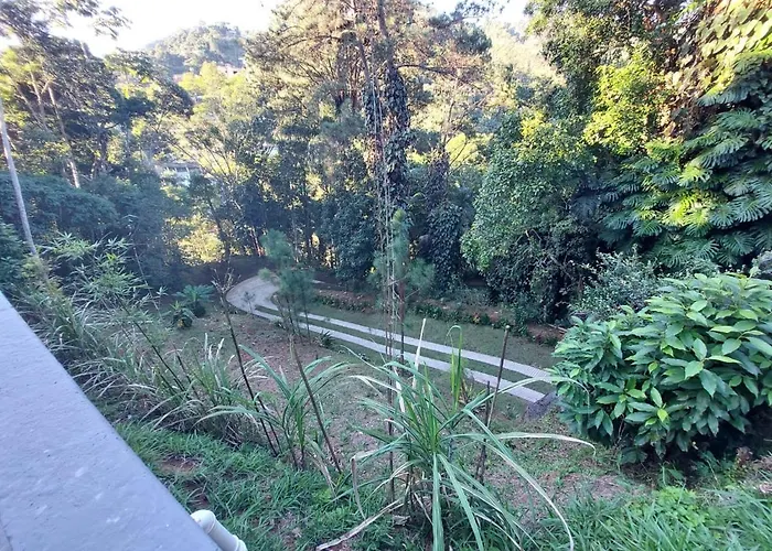 Recanto da Floresta Suítes
