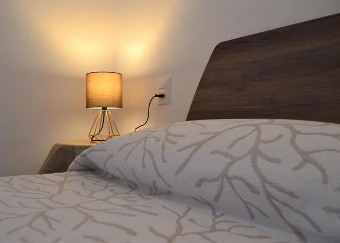 Malcesine With Charme 2 Bedrooms Apartment Parking Included