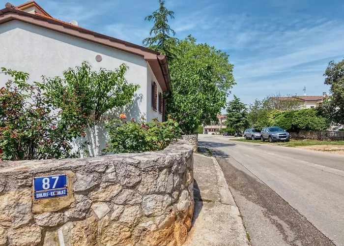Seaside Holiday House Banjole, Pula - 21406