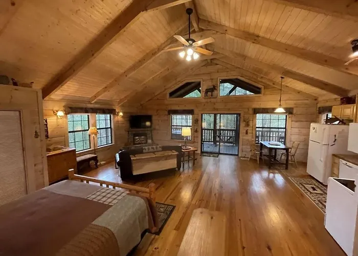 Perfect Loose Moose - Dog And Motorcycle Friendly Home