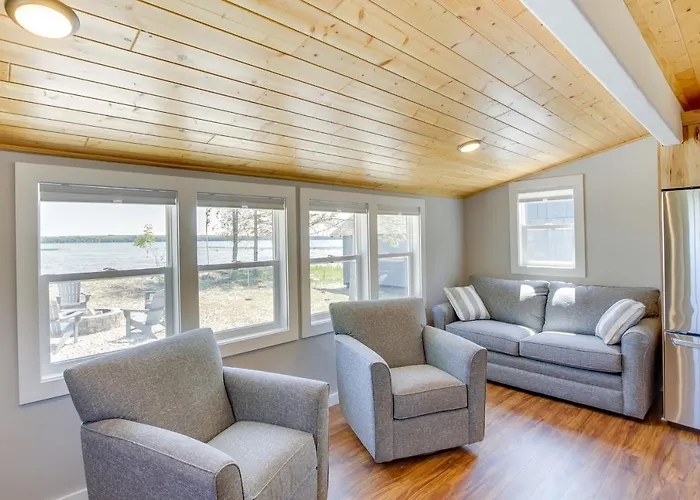 Baileys Harbor Waterfront Vacation Rental W/ Grill