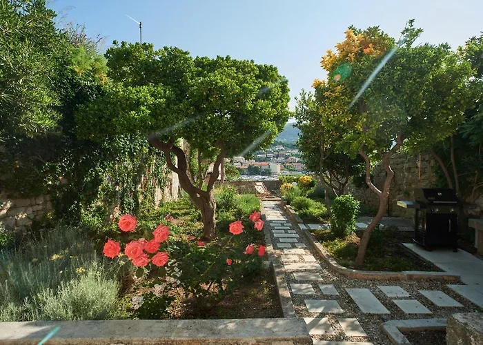 Villa Gajarda