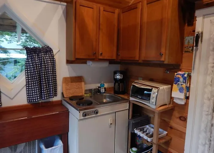 Sebago Lake Cottage On Raymond Cape