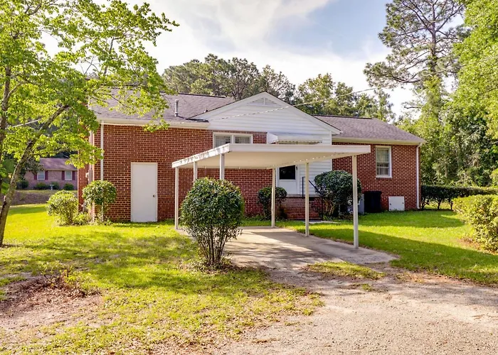 Peaceful Camden Vacation Rental ~ 3 Mi To Town!