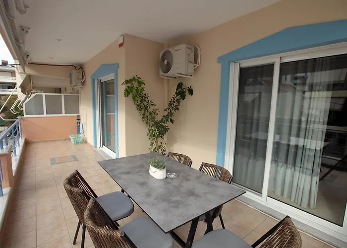 Ioanna'S Luxury Two Bedroom Apartment
