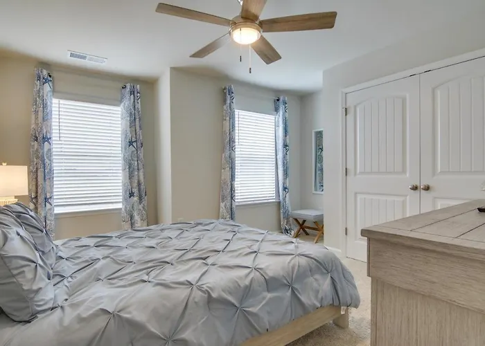 Shuttle To Beach: Millville By The Sea Retreat