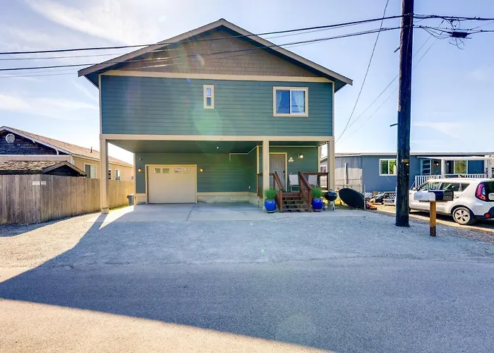 Waterfront Birch Bay Rental - Walk To Beach!