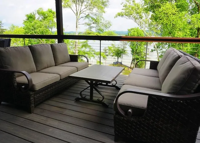 Amazing New House - Waterfront Getaway + Boat Dock