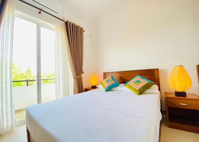 Srimadis Villa Near Airport - Negombo