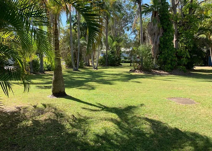 Tin Can Bay Motel