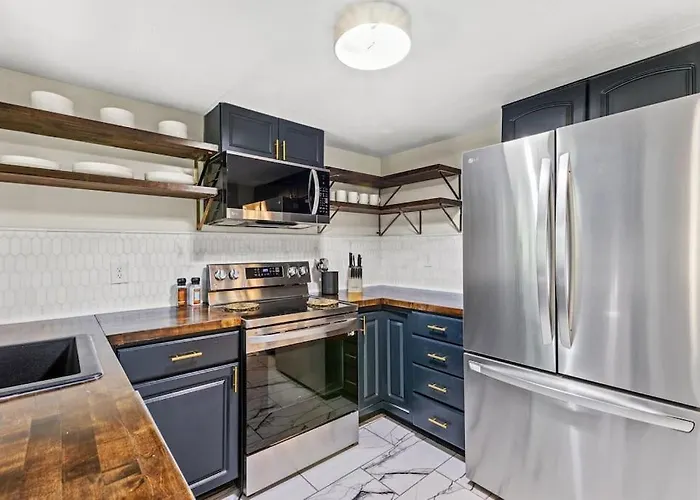 The Luxe/Hot Tub/12Min To Horse Park/30 Min To Ark