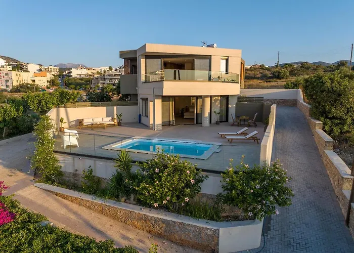 Ammoudi Suites