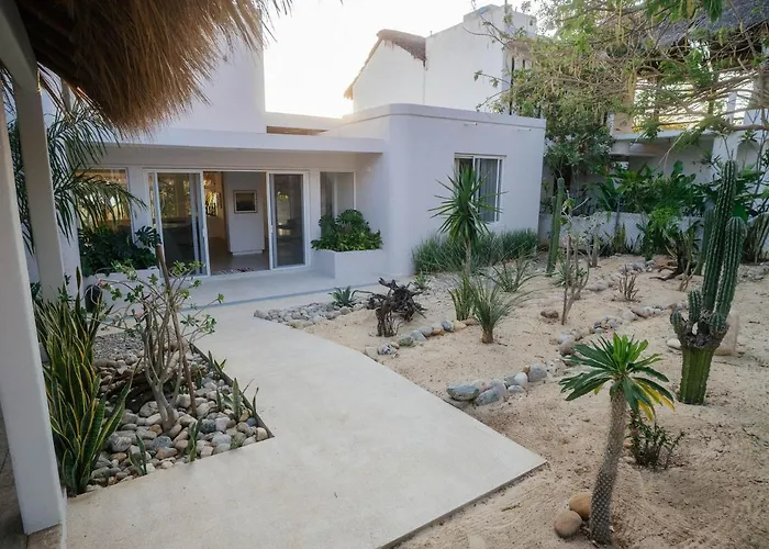 Casa La Bomba