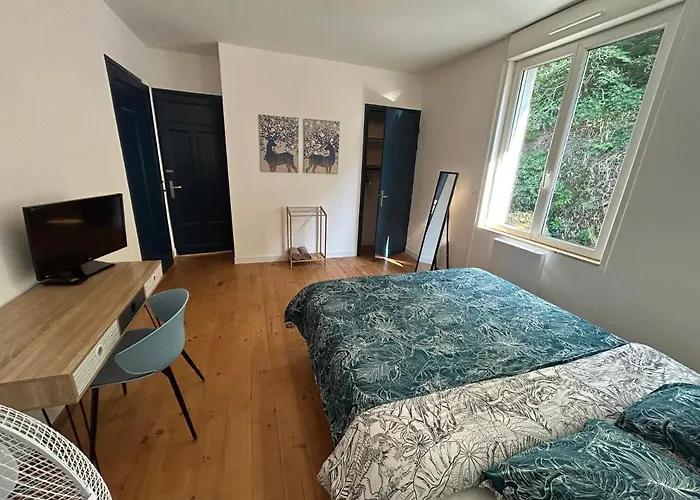 Appartement Confortable De 80M2 Centre Ville De Quimper & Parking Prive