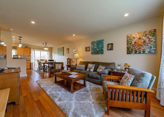 Elk Meadow Cabins 15A Lady Bird Suite