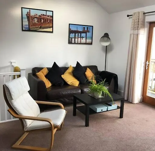 2 Dorset Mews