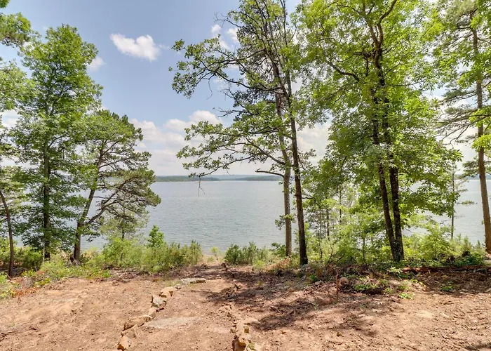Edgemont Waterfront Cabin Rental W/ Beach Access!