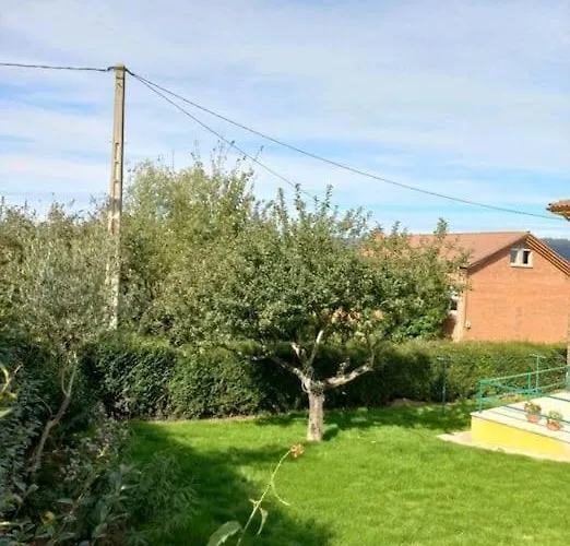 Casa Con Finca En Oviedo El Casero