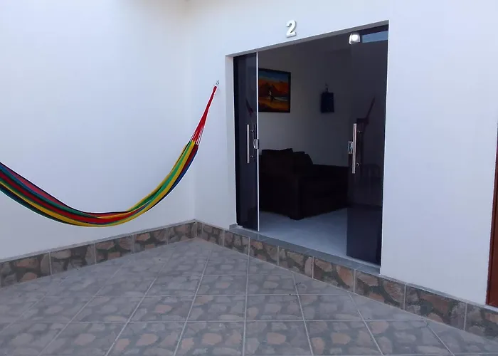 Estrela Apartamento 2 terreo - Quarto e sala com cozinha americana na praia do prea-Ce