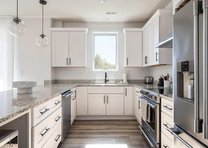 Piedmont Place Suite 402 Modern Apartment In Heart Of Crozet
