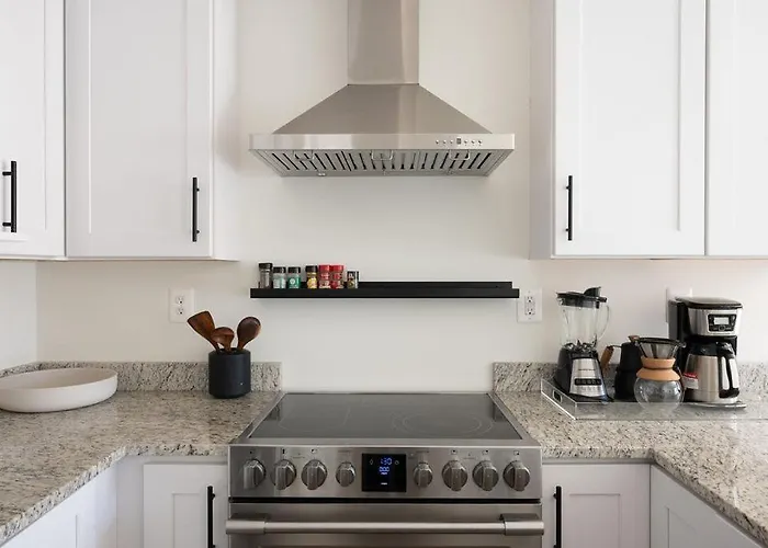 Piedmont Place 303 | Lux Vineyard Getaway In The Heart Of Crozet | Pet Friendly