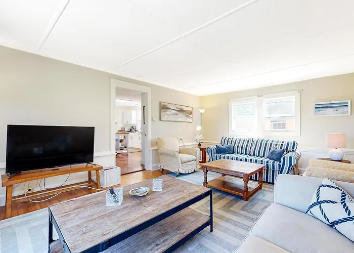 Black Cove Cottage