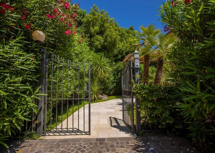 Country Life Relais