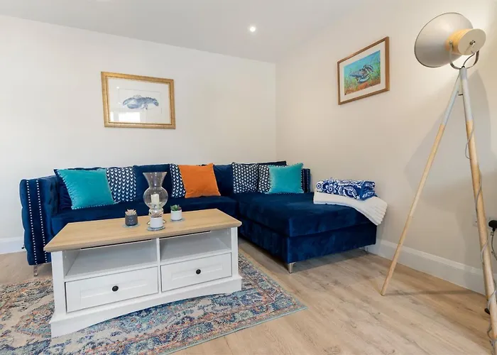 1 Chapel Mews