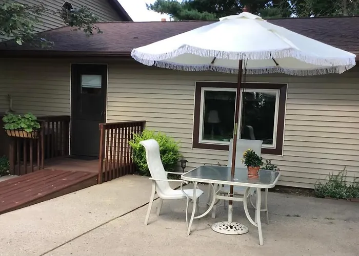 Big Hollow Guest House