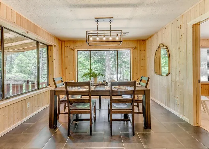 Cloudcroft Mountain Retreat ~ 5 Mi To Skiing!