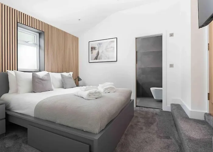 Stunning New Fully Renovated Flat In Marazion