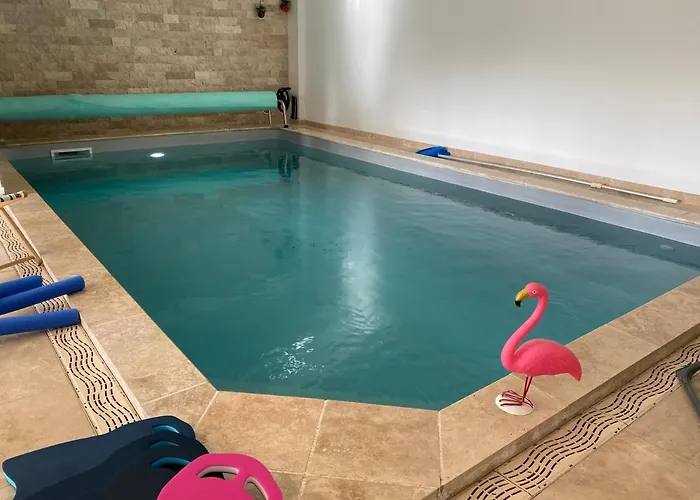 Les 4 Saisons Piscine Interieure
