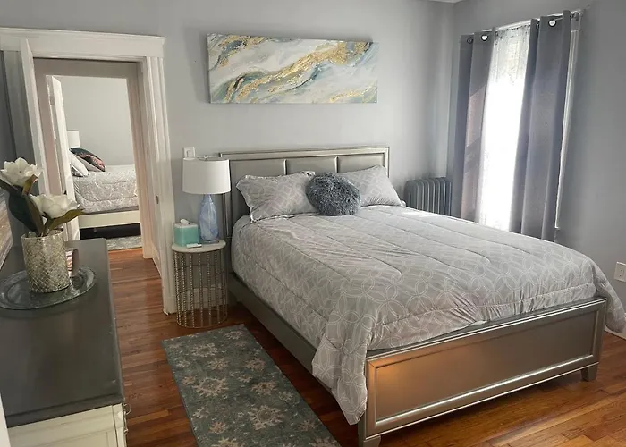 Boston Luxury Condo Style Rooms