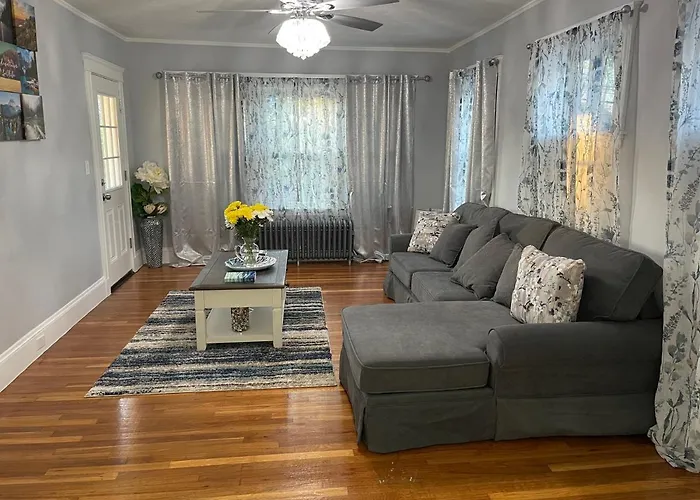 Boston Luxury Condo Style Rooms
