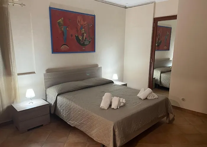 Leontini House
