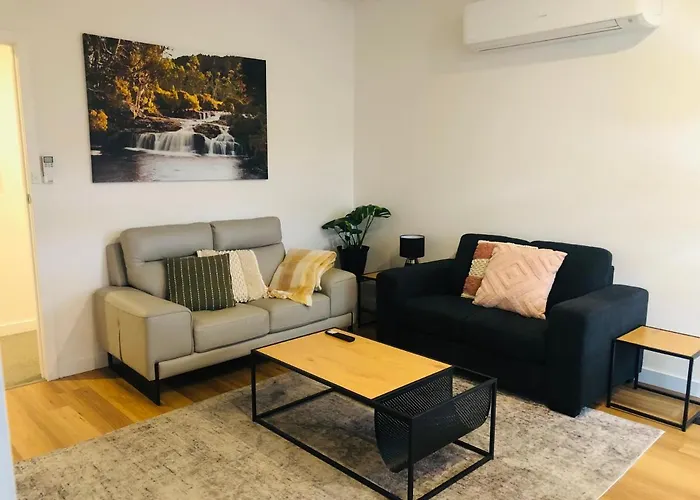 Superior & Luxe 2Br Apartment Villas Al Fresco Patio Free Parking & Wifi