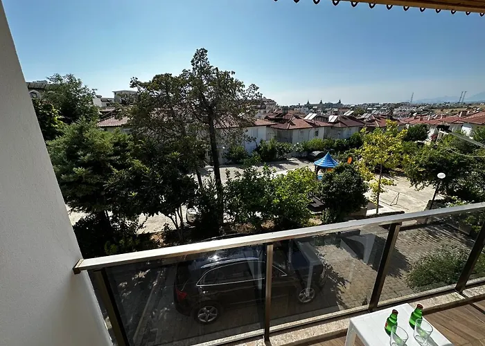 Side Holiday House