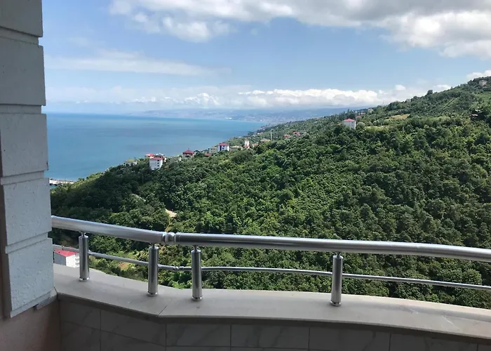 Manzarasiyla Bueyueleyen Luex Villa