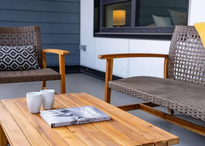 Northern Exposure By Revelstoke Vacations