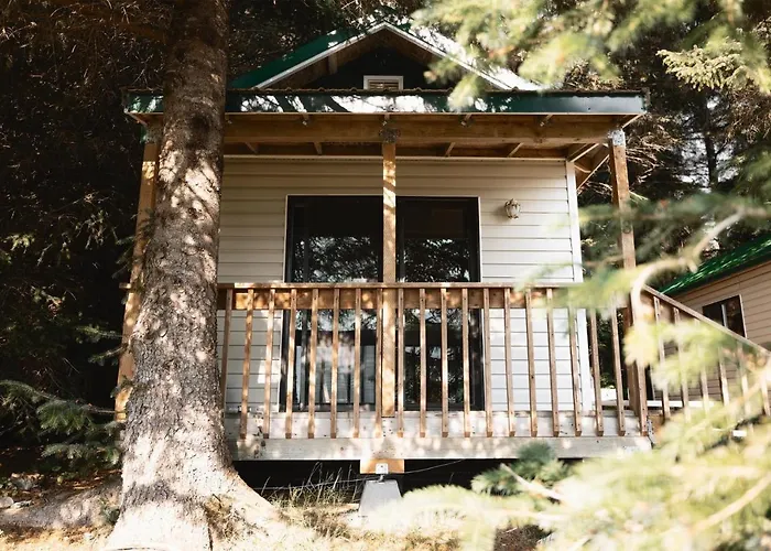 Cabin 3 Lynn View Lodge