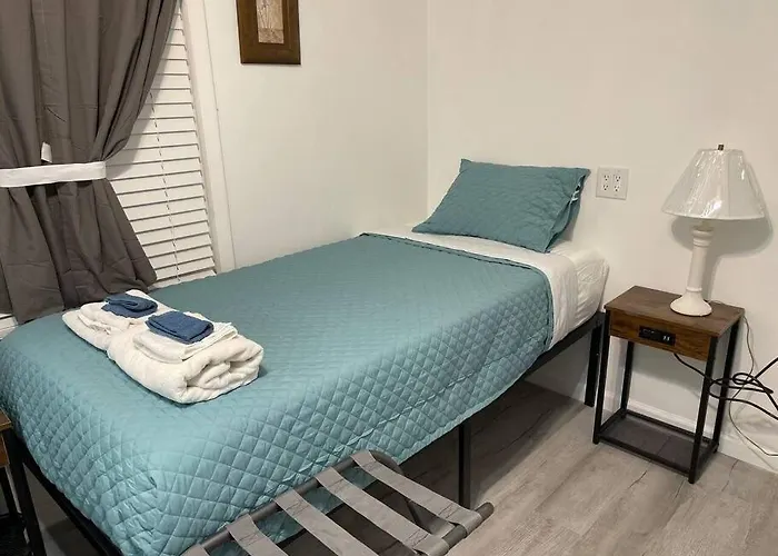 Comfort & Quiet In A Central Location