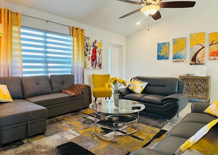 The Salt Life Get Away - Cape Coral, Florida