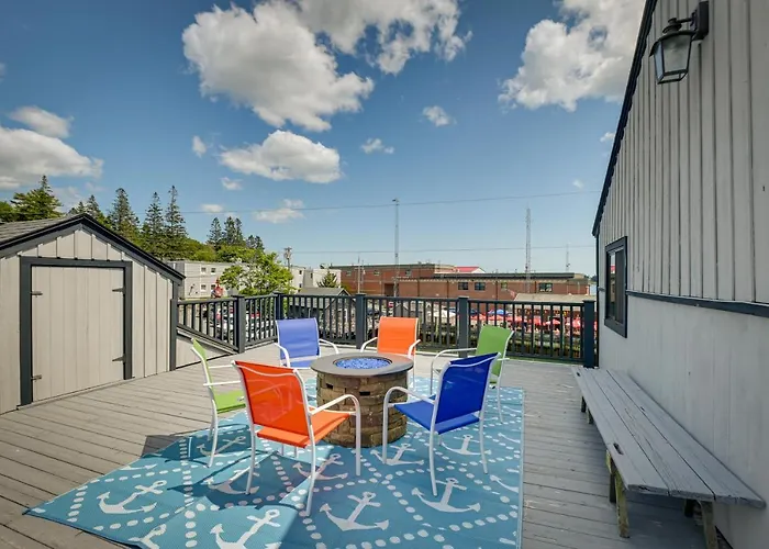 Ocean-View Apt In The Heart Of Southwest Harbor!
