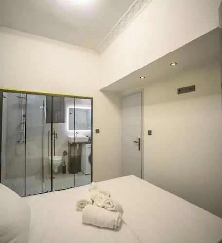 Etheras Luxury Apartment