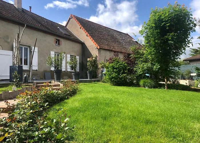 Le Colombier Vichy Studio Meuble De Tourisme 3 Etoiles Parking