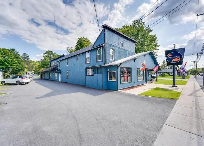 Old Forge Studio: Close To Lakes & Hiking Trails