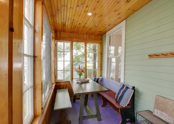 Downtown Bar Harbor Rental Home ~ 1 Mi To Acadia!